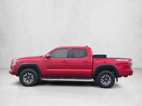 Used 2020 Toyota Tacoma TRD Off-Road w/ Technology Package AWD/4WD image 8