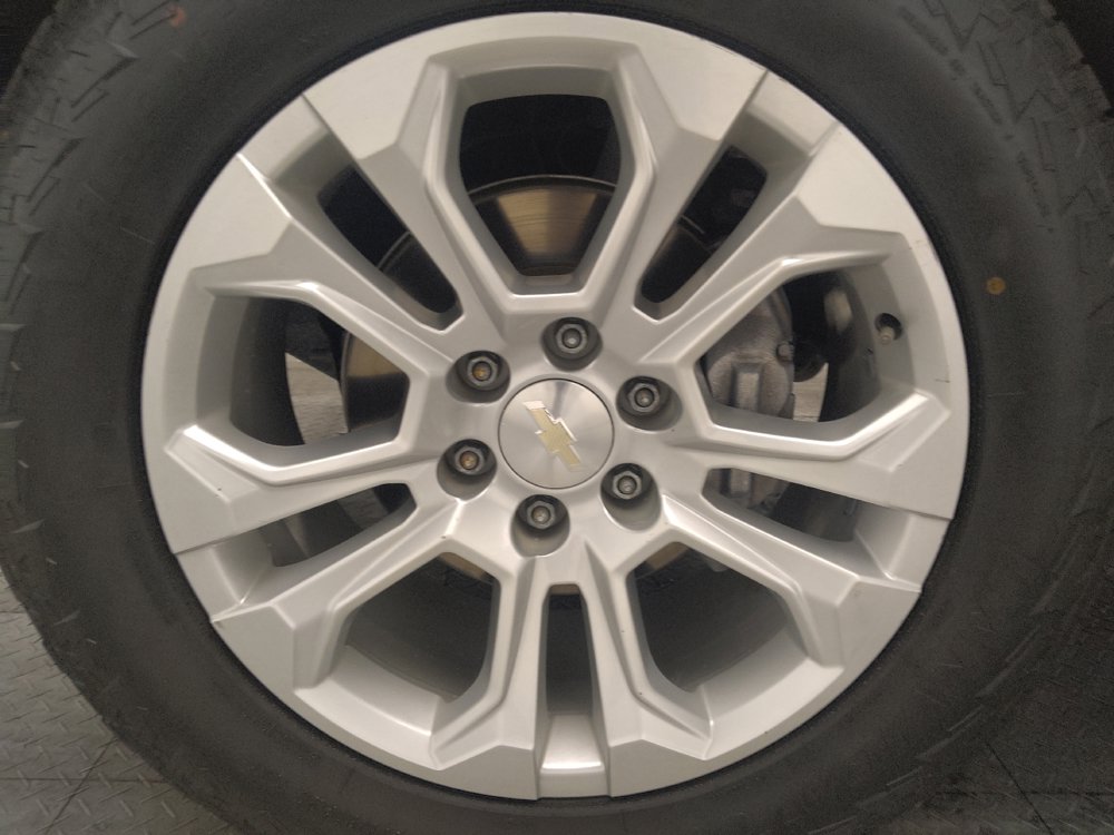 Used 2021 Chevrolet Silverado 1500 LT RWD image 31