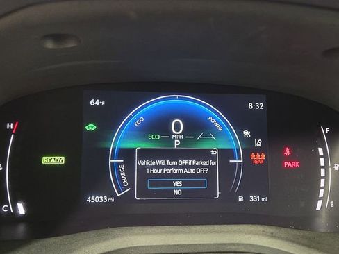 Used 2025 Toyota Camry SE FWD image 17