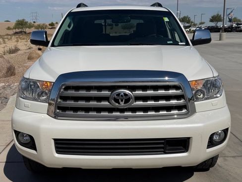 Used 2017 Toyota Sequoia Platinum AWD/4WD image 11