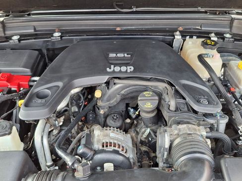 Used 2018 Jeep Wrangler Rubicon AWD/4WD image 20