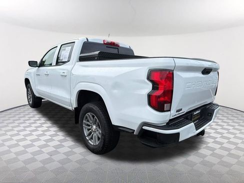 Used 2025 Chevrolet Colorado LT RWD image 7