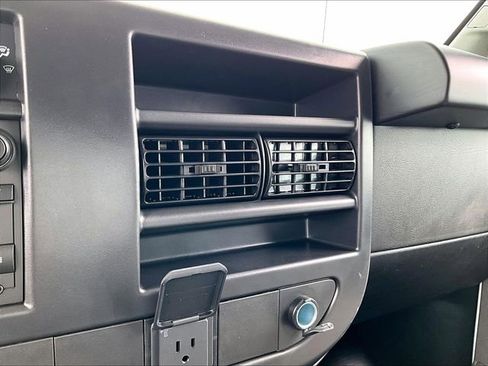 New 2026 Chevrolet Express 3500 Extended RWD image 20