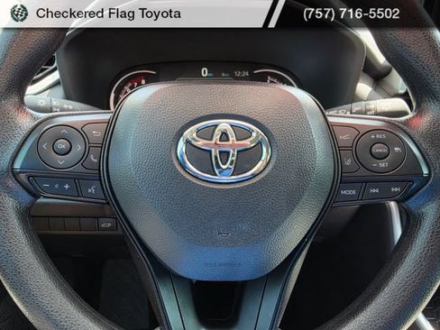 Used 2025 Toyota RAV4 XLE w/ Convenience Package FWD image 13