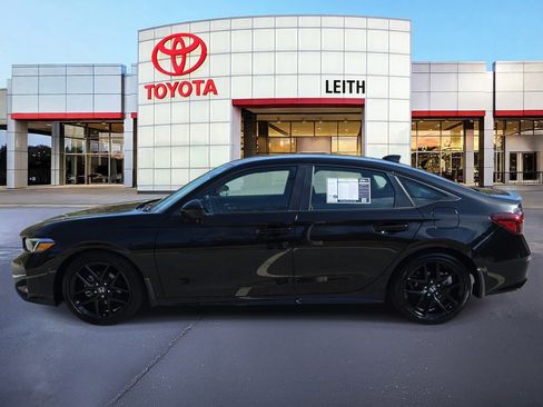 Used 2025 Honda Civic Sport image 8