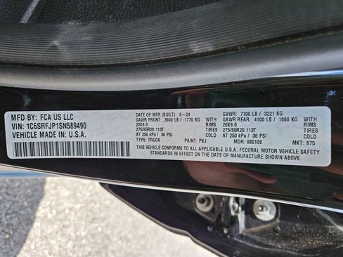 Used 2025 RAM 1500 Laramie AWD/4WD image 29