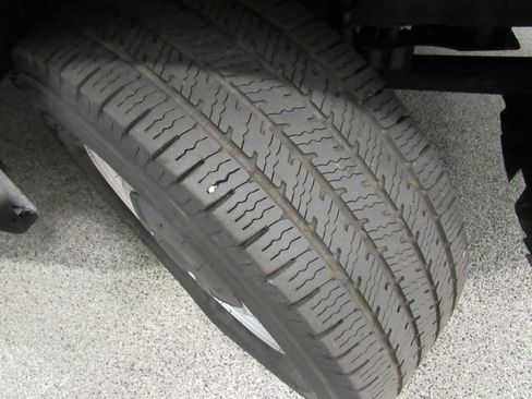 Used 2023 Ford Transit 350 Medium Roof RWD image 28