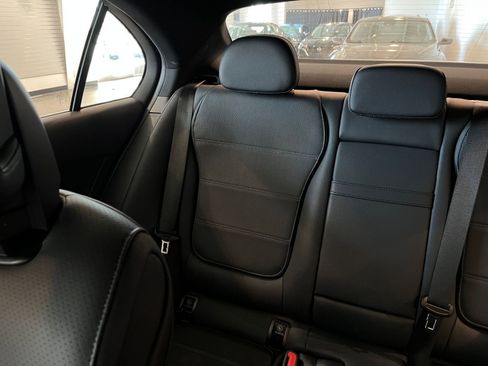 Used 2024 Mercedes-Benz C 300 Sedan image 39