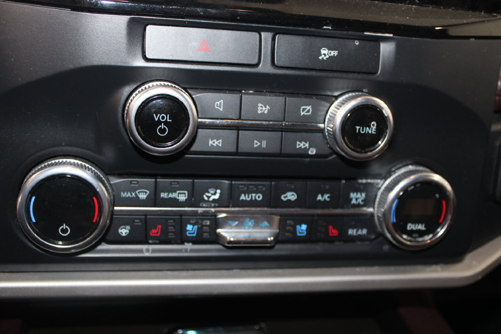 Used 2022 Ford Expedition Max Limited AWD/4WD image 30