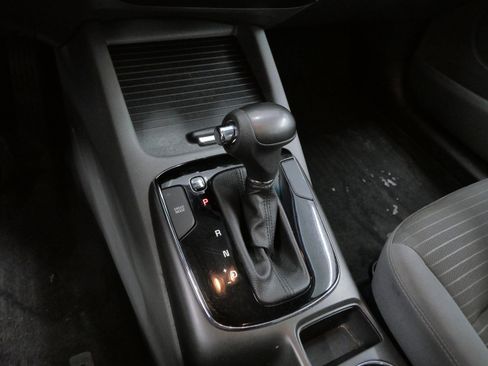 Used 2017 Kia Forte LX w/ LX Popular Package image 23