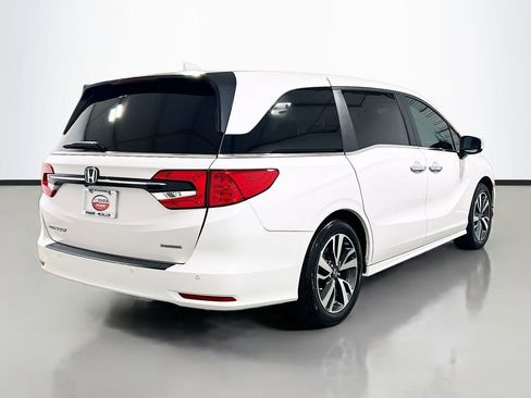 Used 2024 Honda Odyssey Touring image 4