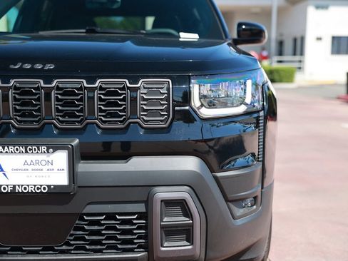 New 2026 Jeep Cherokee Laredo AWD/4WD image 5