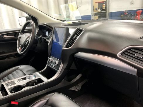 Used 2022 Ford Edge SEL w/ Convenience Package AWD/4WD image 14