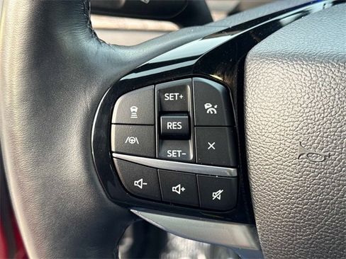 Used 2023 Ford Explorer Platinum w/ Technology Package image 29