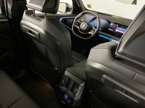 Used 2025 BMW X3 xDrive30i AWD/4WD image 28