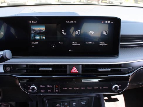 New 2025 Kia K5 LXS image 12