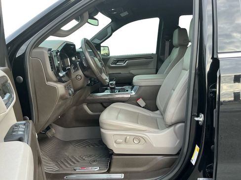 Used 2023 Chevrolet Silverado 1500 LTZ image 14