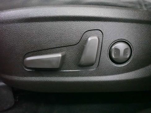 Used 2020 Hyundai Santa Fe SEL AWD/4WD image 14