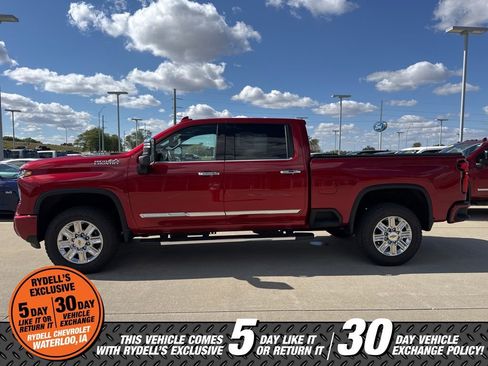 Certified 2025 Chevrolet Silverado 2500 High Country w/ Z71 Off-Road Package AWD/4WD image 28