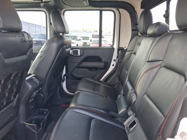 Used 2021 Jeep Gladiator Rubicon AWD/4WD image 6