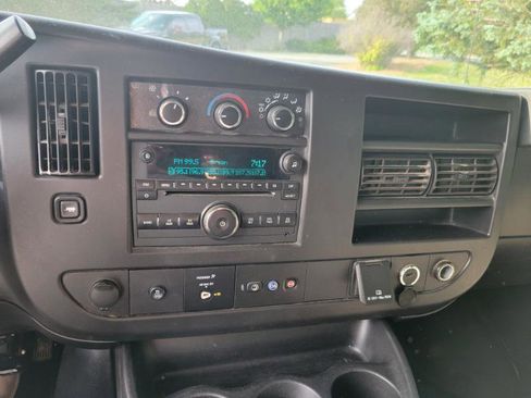Used 2020 Chevrolet Express 2500 Extended w/ Communications Package RWD image 19