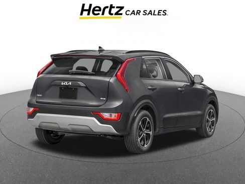 Used 2026 Kia Niro LX FWD image 2