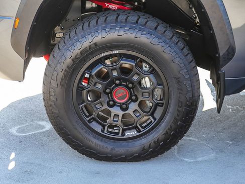 Used 2026 Toyota Tundra TRD Pro AWD/4WD image 9