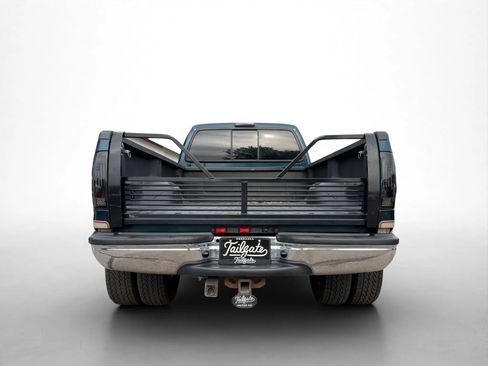 Used 1999 Ford F350 4x4 Crew Cab DRW Super Duty image 4