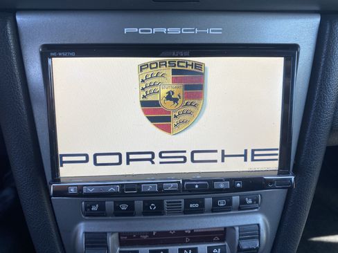 Used 2005 Porsche Boxster RWD image 15