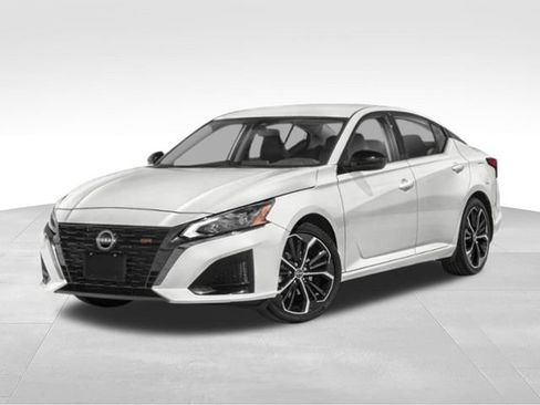 Used 2024 Nissan Altima 2.5 SR FWD image 31