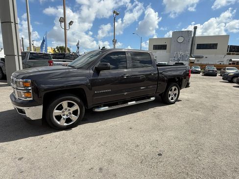 Used 2015 Chevrolet Silverado 1500 LT w/ LT Convenience Package image 5