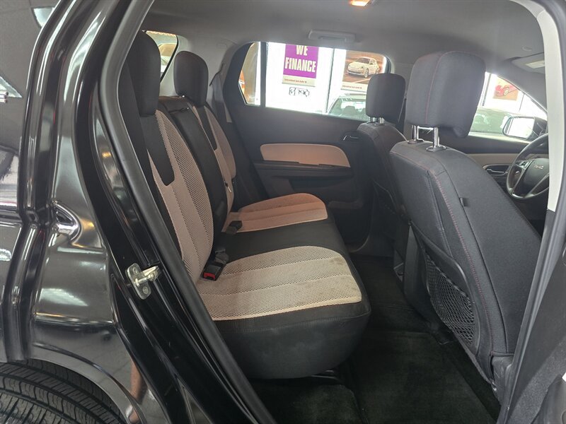 Used 2017 GMC Terrain SLE FWD image 16