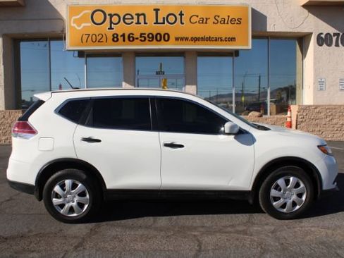 Used 2016 Nissan Rogue S image 5