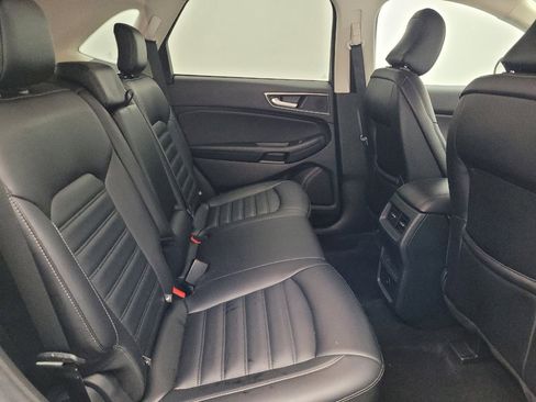Used 2024 Ford Edge SEL image 19