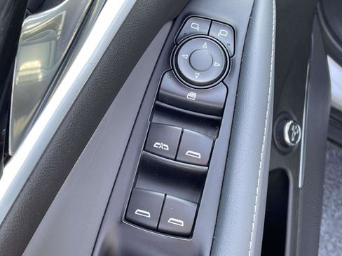 Used 2020 Buick Enclave Essence FWD image 15