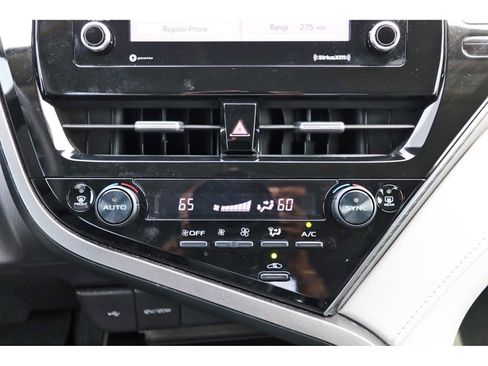 Used 2024 Toyota Camry LE image 24