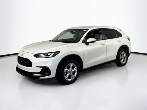 Used 2024 Honda HR-V LX image 1