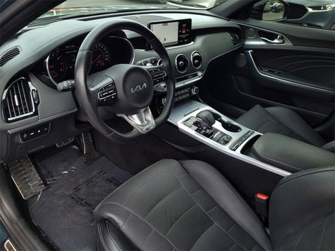 Used 2023 Kia Stinger GT2 image 11