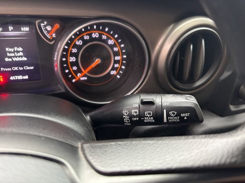 Used 2018 Jeep Wrangler Sport image 18