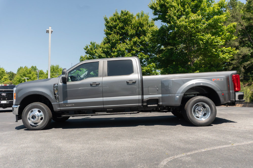 New 2026 Ford F350 XL AWD/4WD image 9