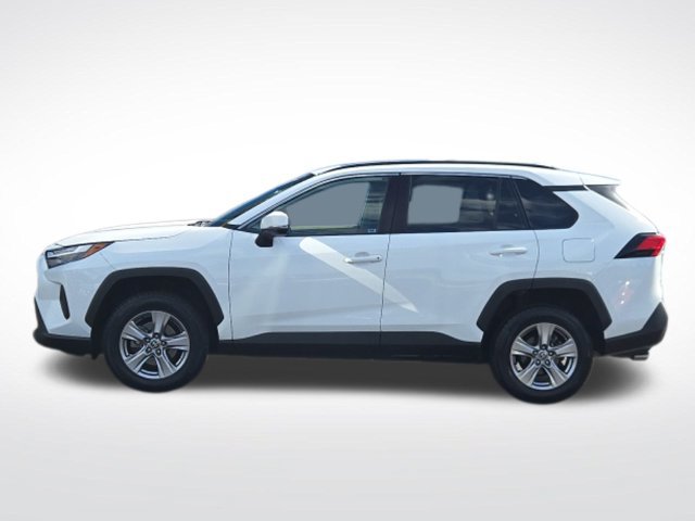 Used 2022 Toyota RAV4 XLE w/ Convenience Package AWD/4WD image 6
