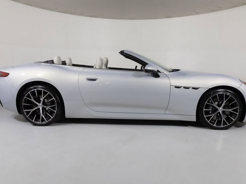 New 2026 Maserati GranCabrio Modena AWD/4WD image 21