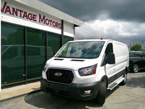 Used 2025 Ford Transit 250 Low Roof w/ Exterior Upgrade Package RWD image 1