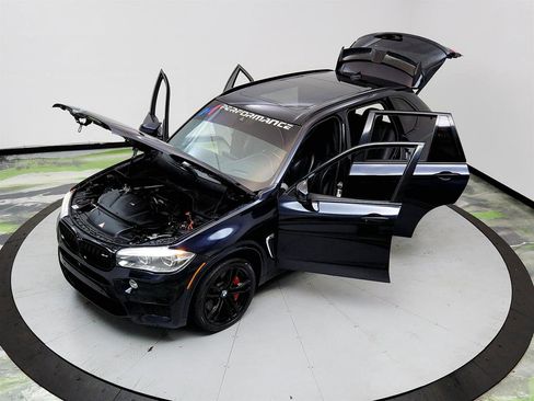 Used 2018 BMW X5 M w/ Executive Package AWD/4WD image 37