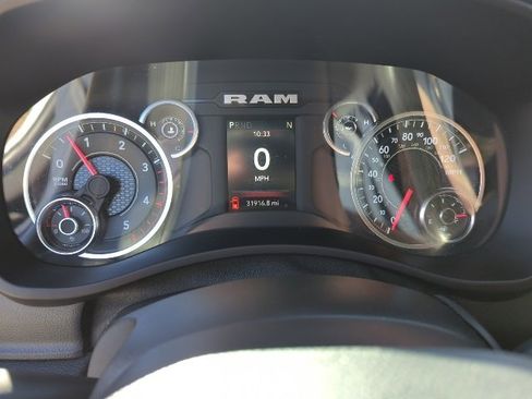 Used 2024 RAM 2500 Tradesman w/ Chrome Appearance Group image 10