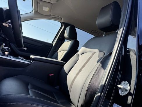 Used 2025 MAZDA CX-90 3.3 Turbo w/ Select Package image 9