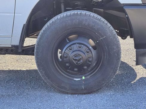 New 2026 RAM 3500 Tradesman AWD/4WD image 10