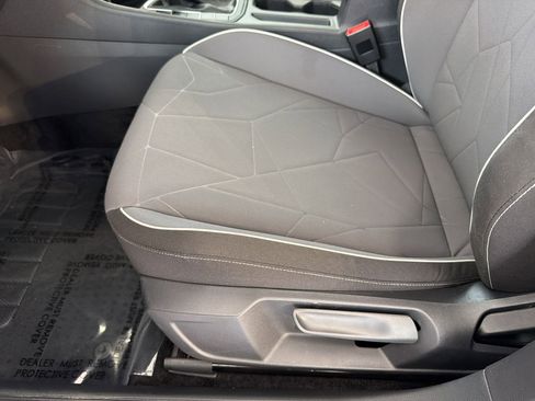 Used 2025 Volkswagen Jetta Sport FWD image 14