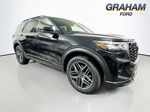 New 2026 Ford Explorer ST-Line AWD/4WD image 1