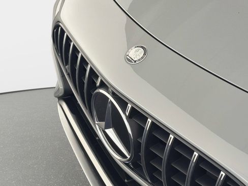 Used 2024 Mercedes-Benz SL 55 AMG 4MATIC image 9